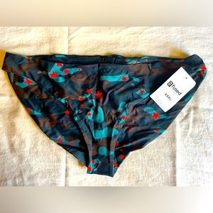 Fused Hawaii 3X Hapuna bottoms in Girl Boss